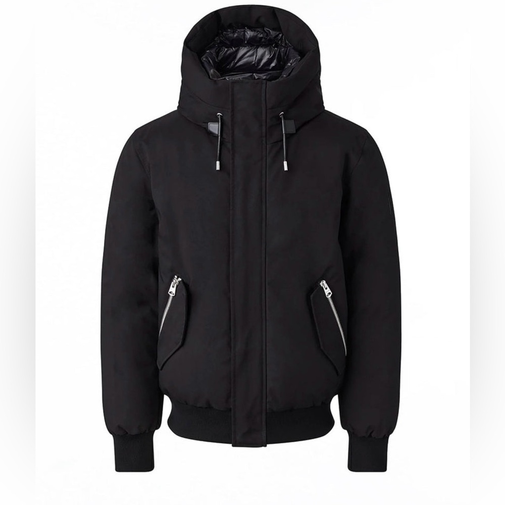 Mackage Dixon Bomber with zip in Puffer Gillet SZ 44 Black